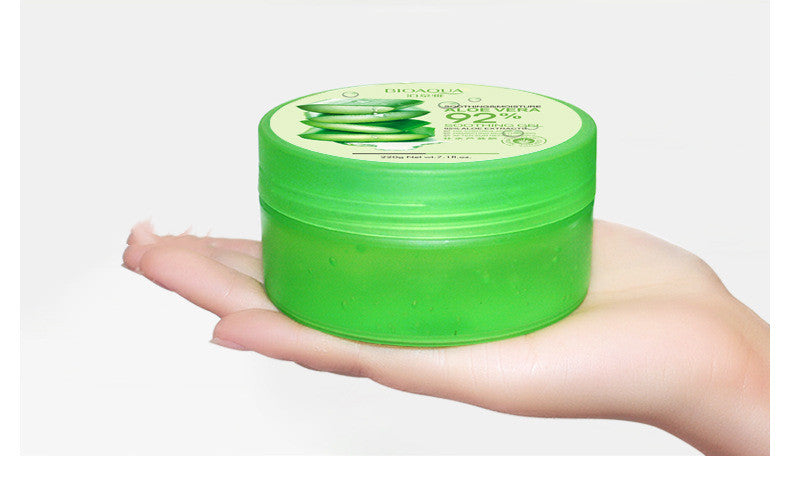 Moisturizing mask natural aloe vera gel